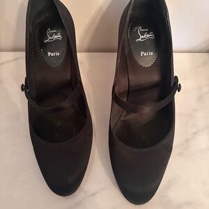 Christian Louboutin Women's Black Pumppie Wallis 85 Crepe Satin Pumps